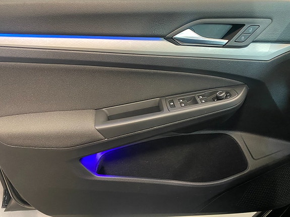 Volkswagen Golf Alltrack 21 of 21