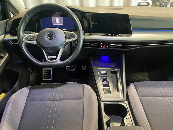 Volkswagen Golf Alltrack 9 of 21