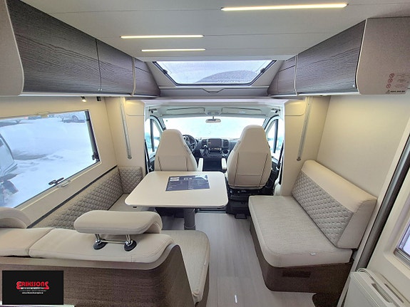 Adria Matrix Supreme 670 SL 2 of 15