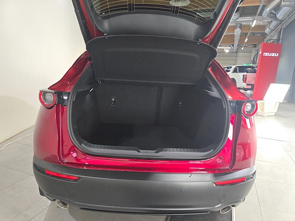 Mazda CX-30 6 of 12