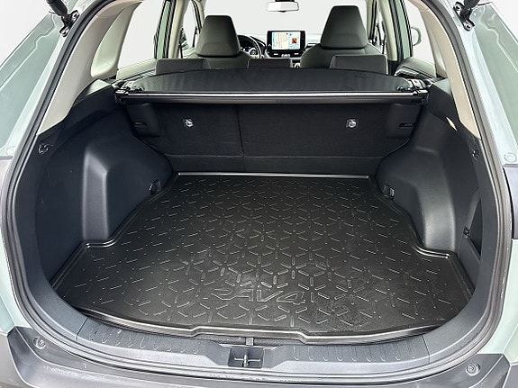 Toyota RAV4 10 of 23