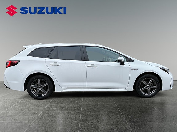 Suzuki Swace 6 of 13