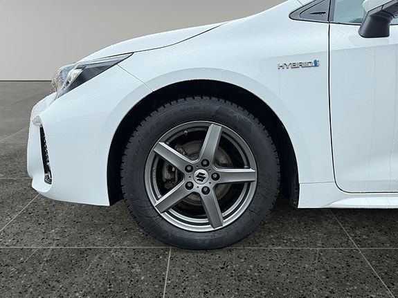 Suzuki Swace 12 of 13