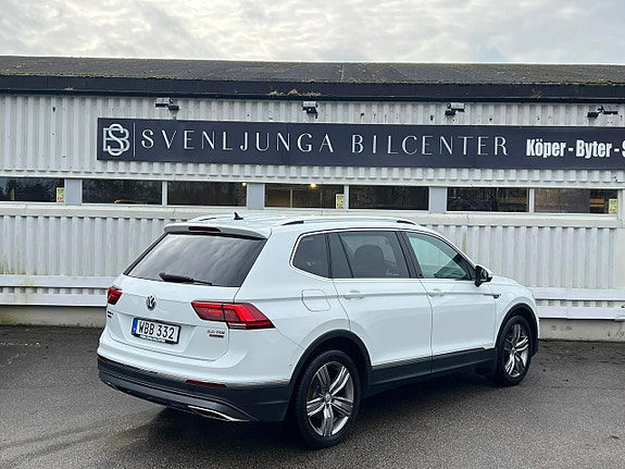 Volkswagen Tiguan Allspace 3 of 5