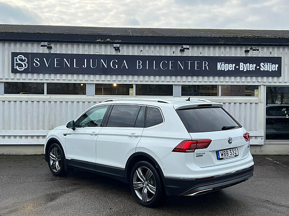 Volkswagen Tiguan Allspace 4 of 5