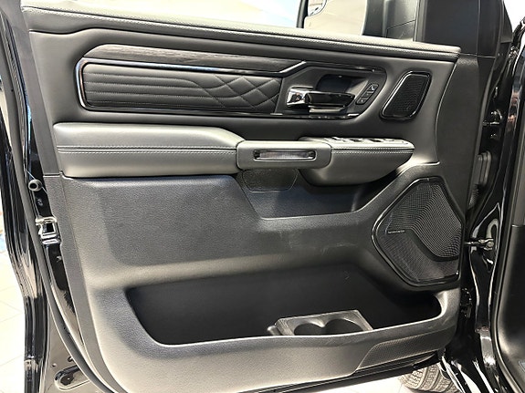 Dodge RAM 1500 21 of 23