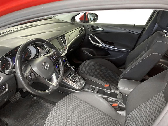 Opel Astra 8 of 11