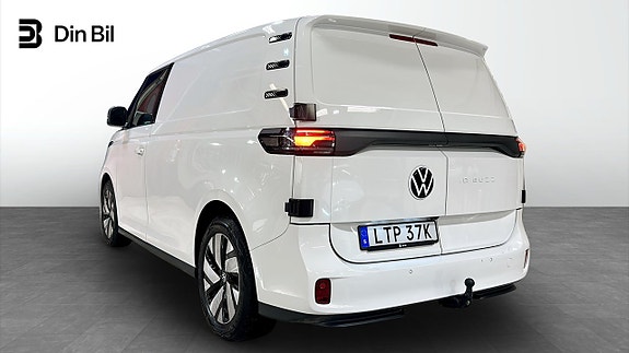 Volkswagen ID. Buzz 3 of 5
