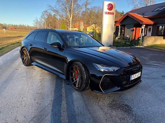 Audi RS6 3 of 5
