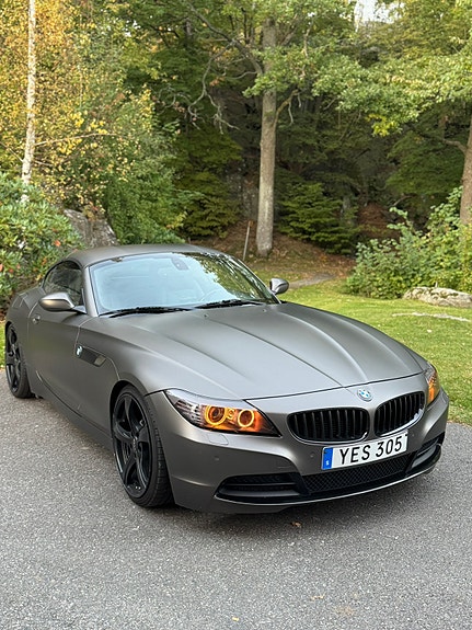 BMW Z4 3 of 5