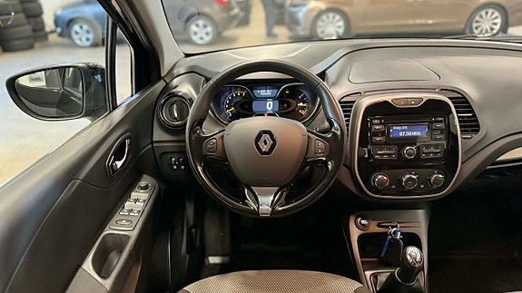 Renault Captur 18 of 22