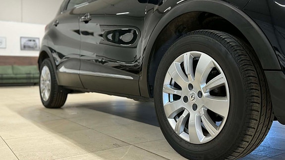 Renault Captur 5 of 22