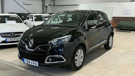 Renault Captur 3 of 22