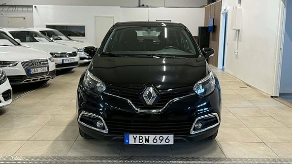 Renault Captur 2 of 22
