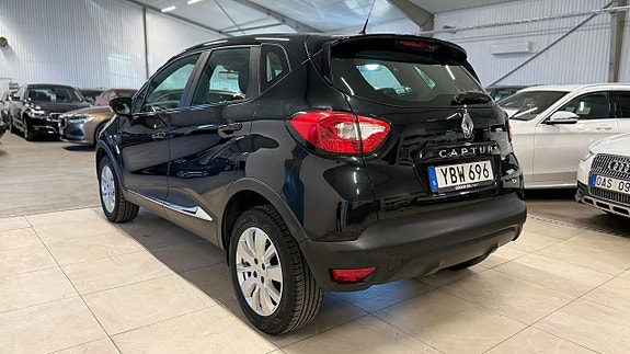 Renault Captur 9 of 22