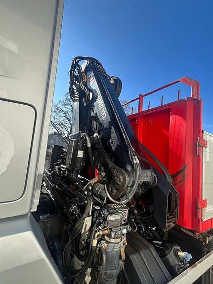 Mercedes-Benz Arocs Kran och tipp 11 of 18