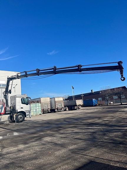 Mercedes-Benz Arocs Kran och tipp 16 of 18