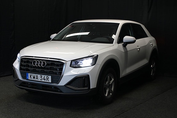Audi Q2 4 of 5