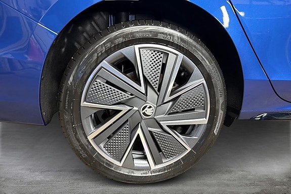 Skoda Superb 13 of 15