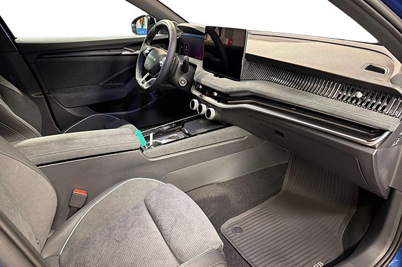 Skoda Superb 5 of 5