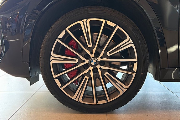 BMW X1 20 of 21