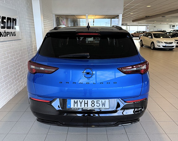 Opel Grandland 4 of 5