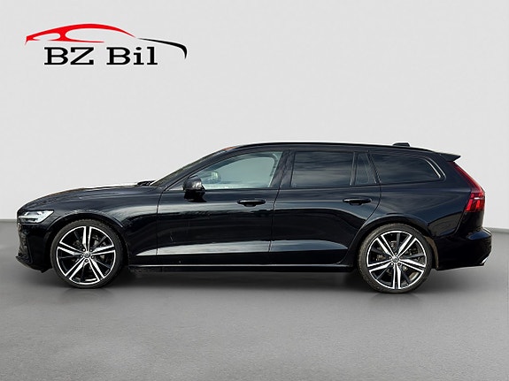 Volvo V60 2 of 5
