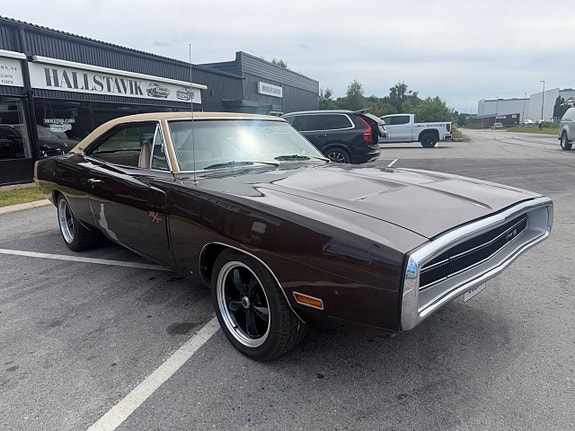 Dodge Charger 3 of 26