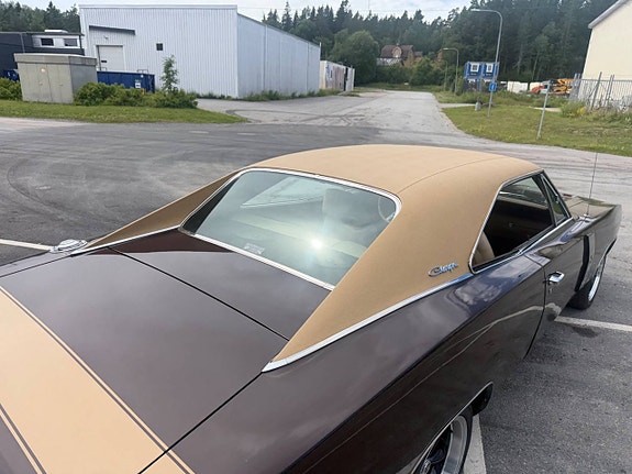 Dodge Charger 6 of 26
