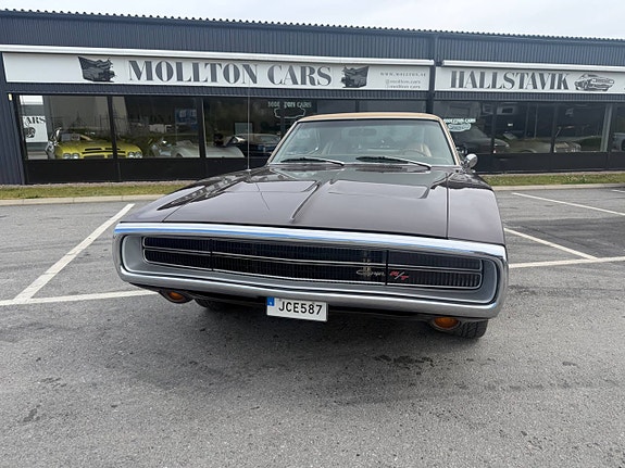 Dodge Charger 2 of 26