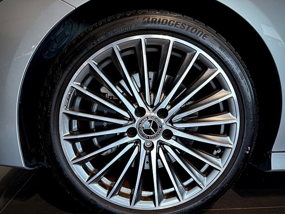 Mercedes-Benz CLA200 17 of 18