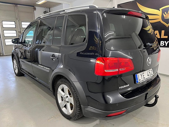 Volkswagen CrossTouran 4 of 5