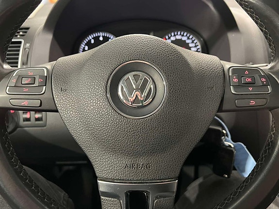 Volkswagen Touran Cross 9 of 25