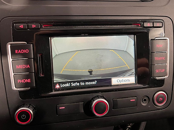 Volkswagen Touran Cross 14 of 25