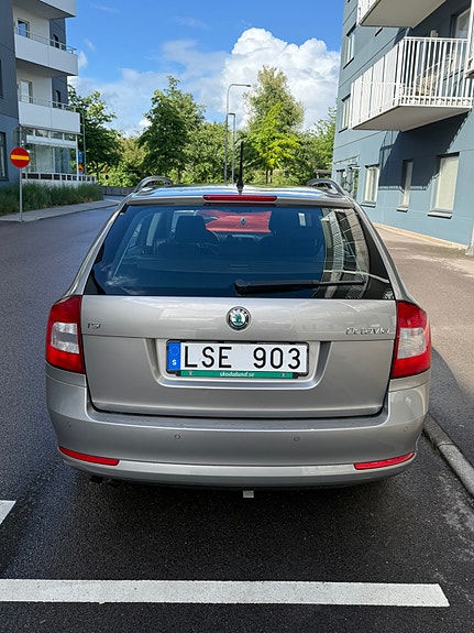 Skoda Octavia 7 of 11