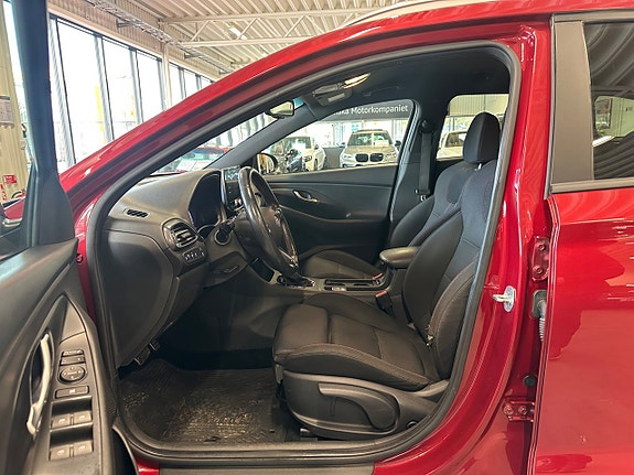 Hyundai i30 8 of 23