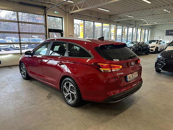 Hyundai i30 3 of 5