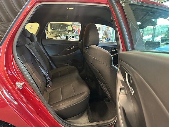 Hyundai i30 11 of 23