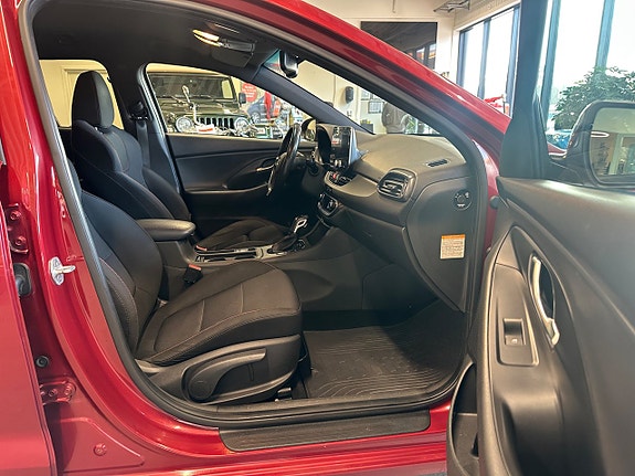 Hyundai i30 10 of 23