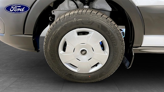 Ford Transit 9 of 9