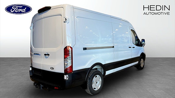 Ford Transit 2 of 5