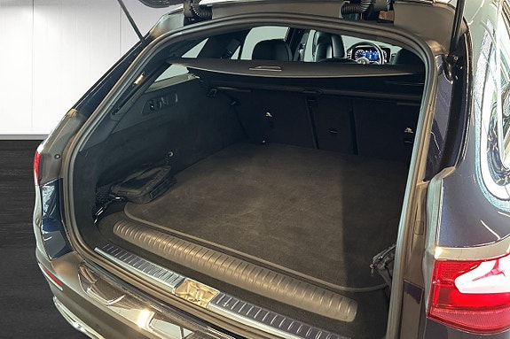 Mercedes-Benz E300 de 13 of 27
