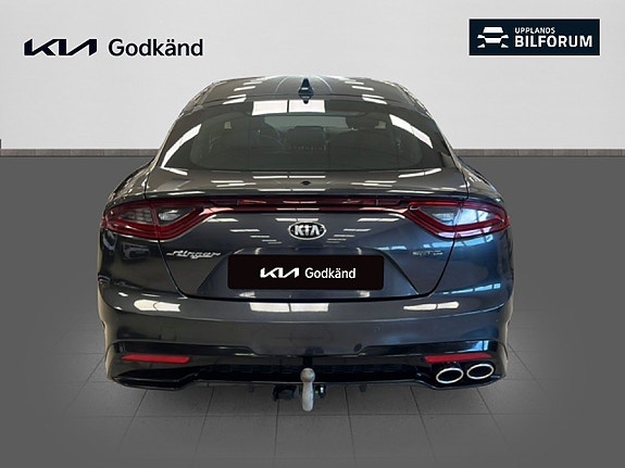 Kia Stinger 5 of 5