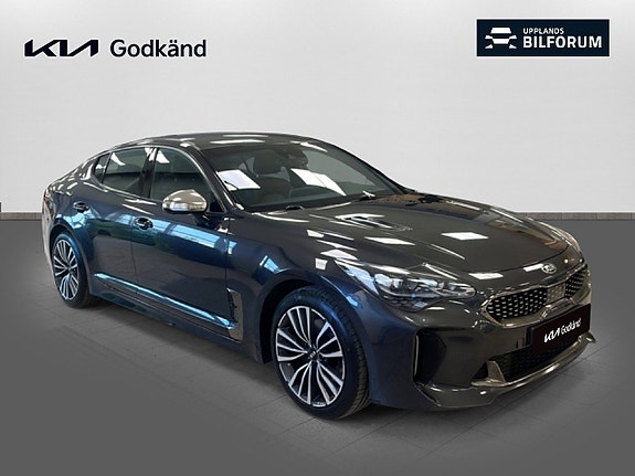 Kia Stinger 3 of 5