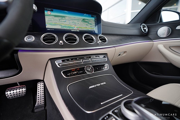 Mercedes-Benz E63 22 of 23