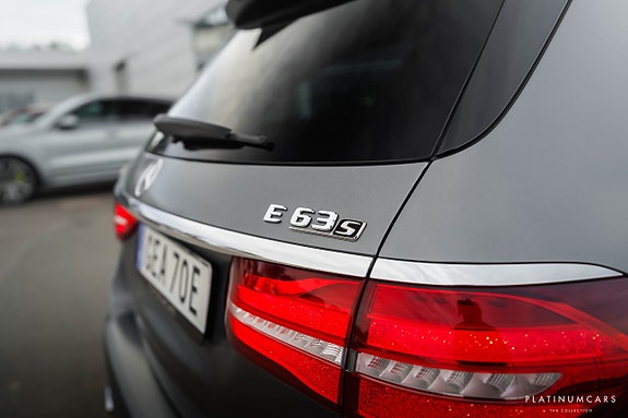Mercedes-Benz E63 9 of 23
