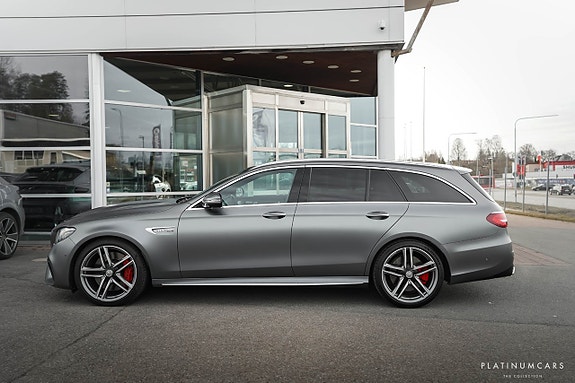 Mercedes-Benz E63 5 of 5