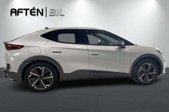 Cupra Tavascan 7 of 22