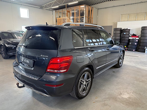 Mercedes-Benz GLK220 18 of 18