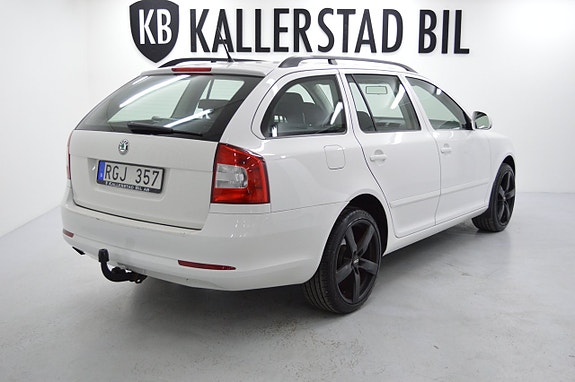 Skoda Octavia 3 of 5